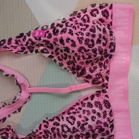 PINK VS TRIANGLE BRALETTTE SIZE M - Picture 2 of 8